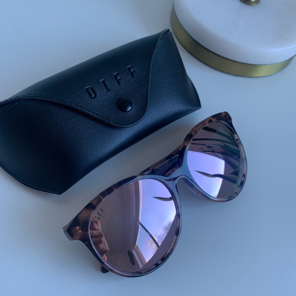 DIFF EYEWEAR SUNGLASSES BRAND NEW